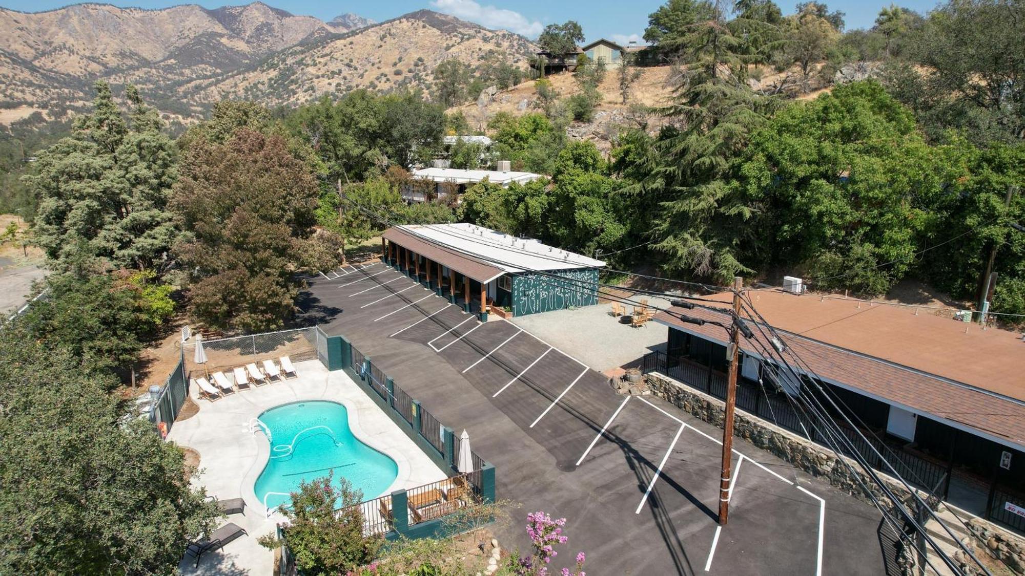 The Tokopah Sequoia Motel Rm 1 Три-Риверс Экстерьер фото