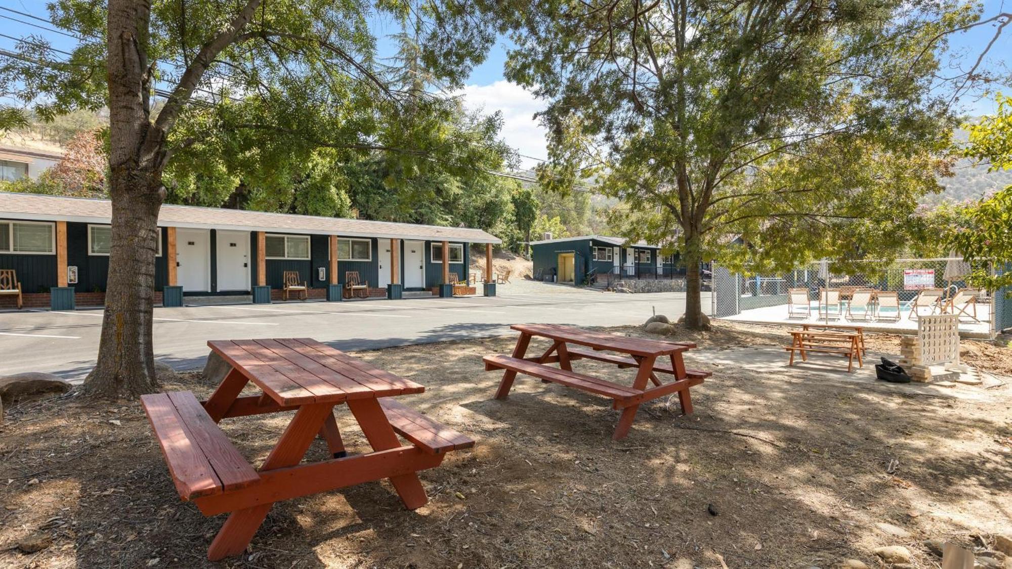 The Tokopah Sequoia Motel Rm 1 Три-Риверс Экстерьер фото